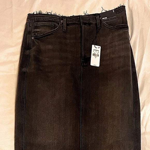 Raw hem waist - high Waisted Black Denim Maxi Skirt with Back Slit - Size 2 NWT​ - Picture 6 of 15